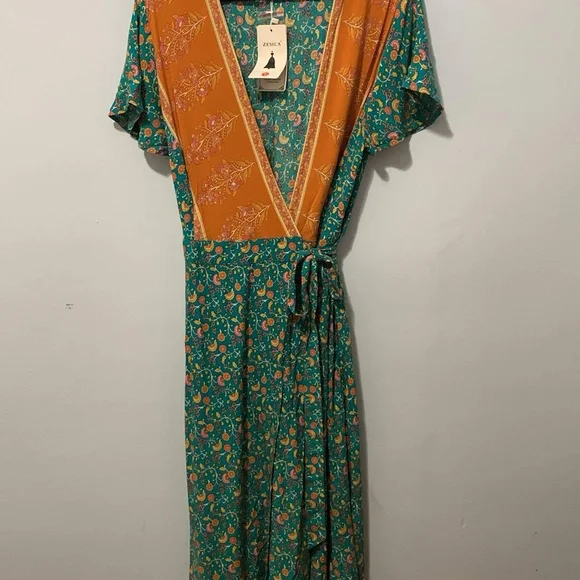 Bohemian Floral Wrap V-Neck Dress - Green and Yellow - Picture 3 of 4